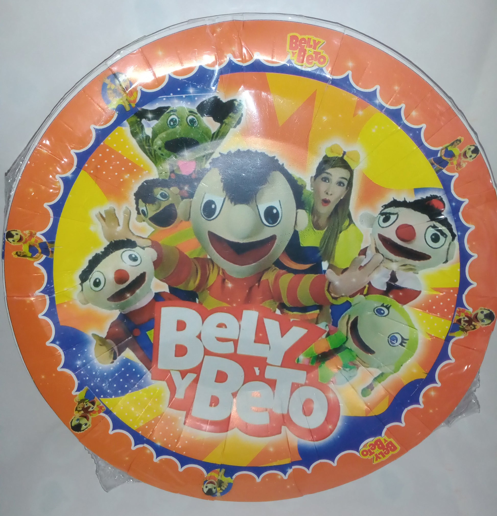 plato de personajes