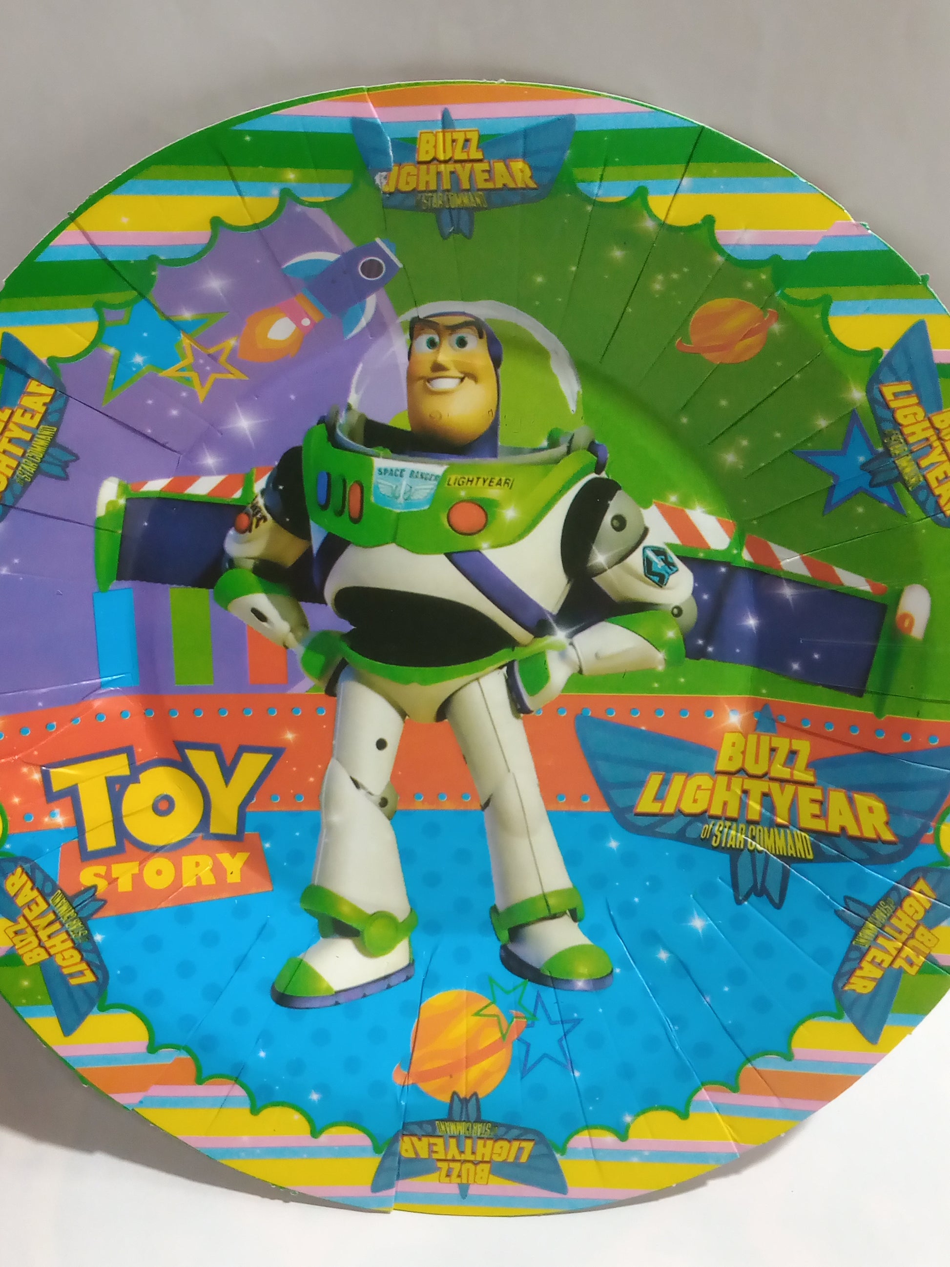 plato de personajes