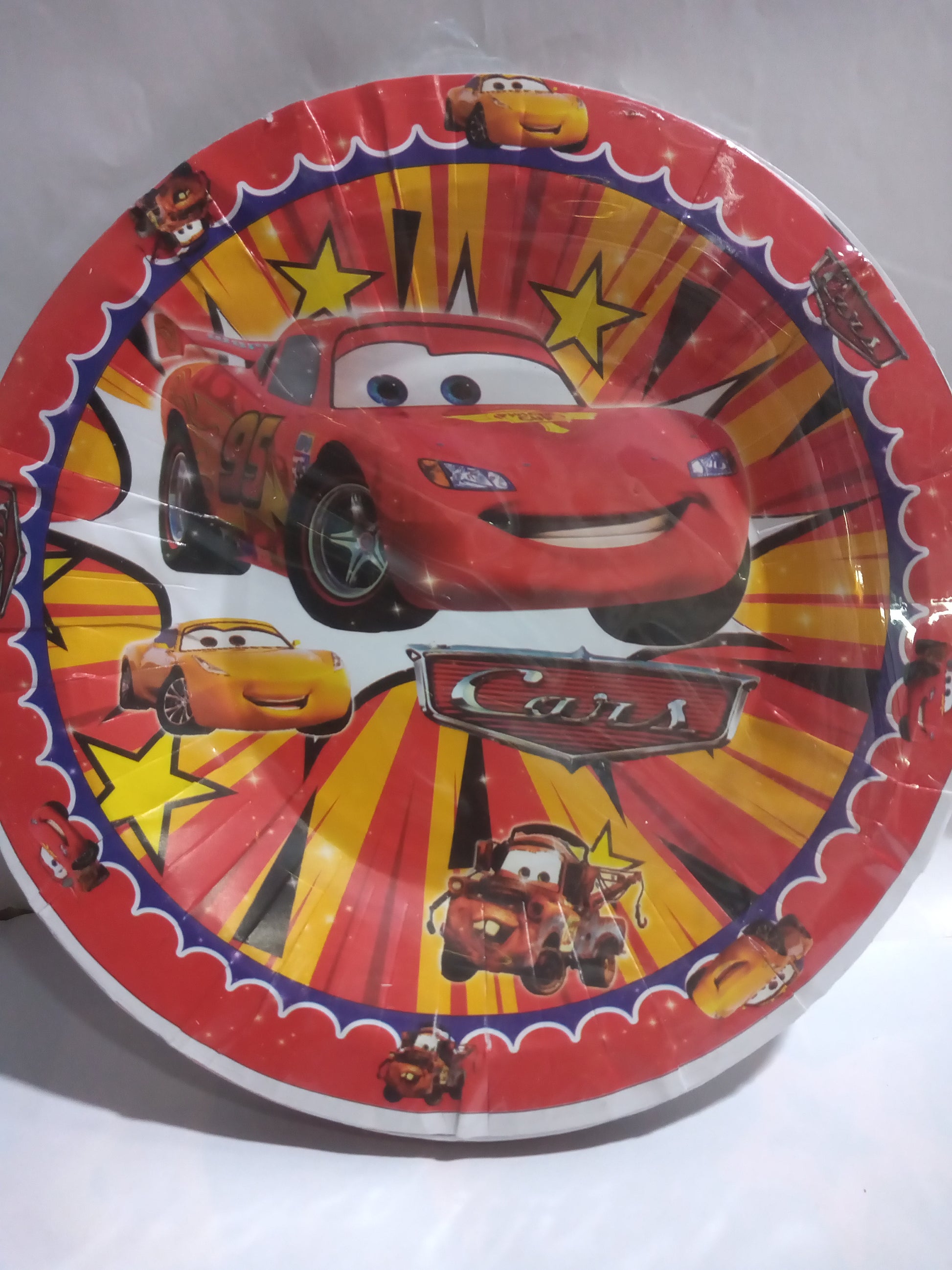 plato de personajes