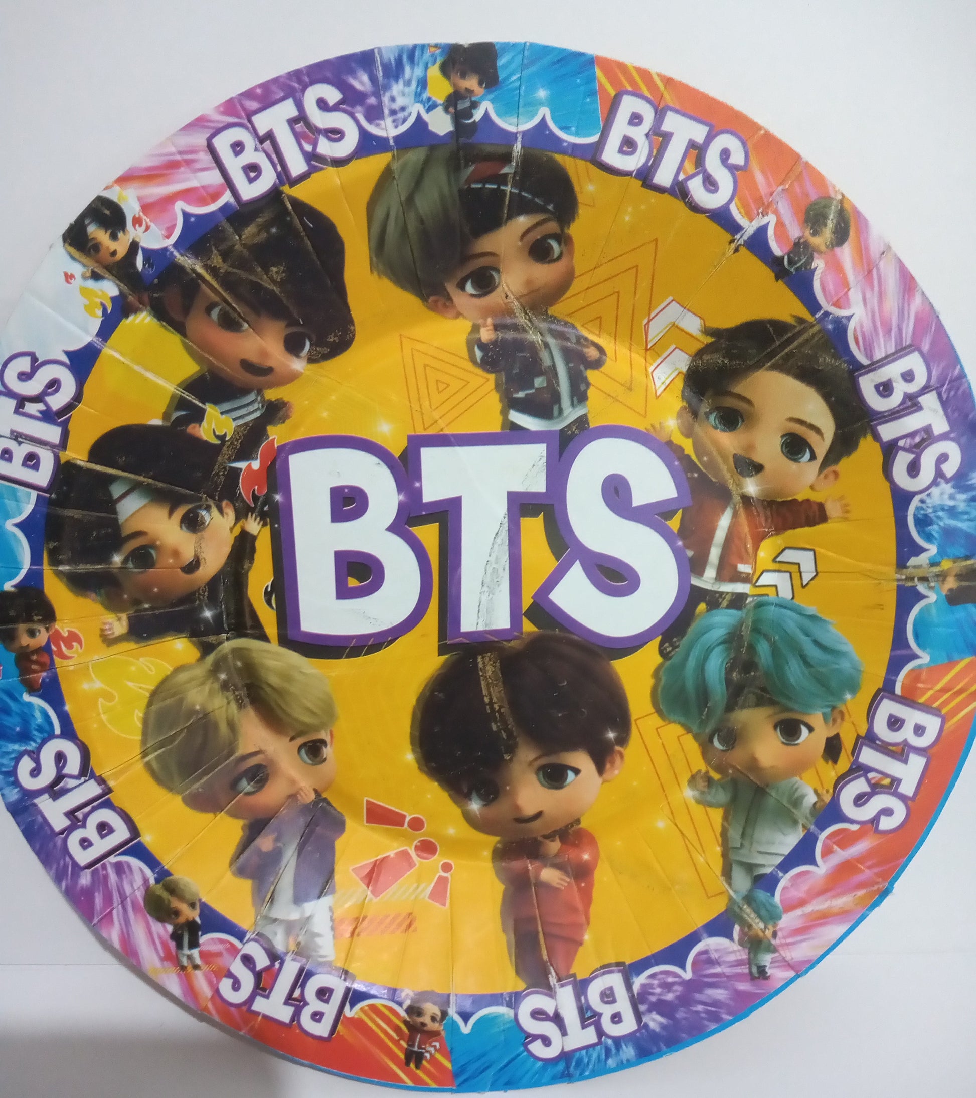 plato de personajes
