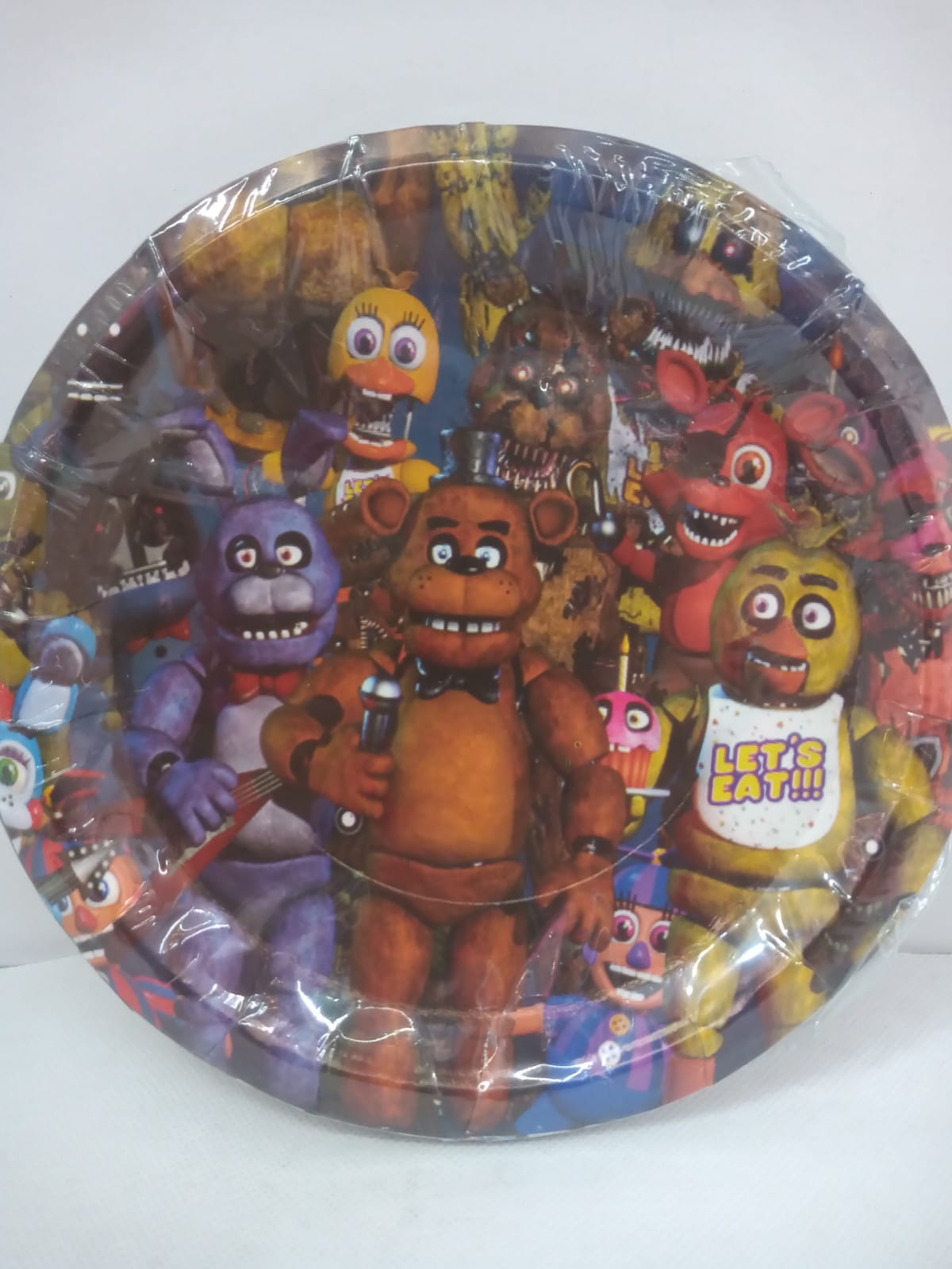 plato de personajes